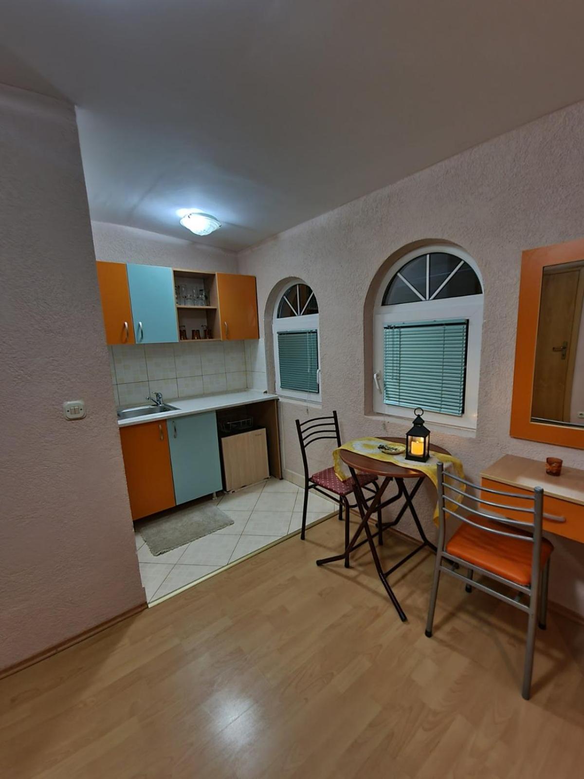Vila Anastas Ohrid Bilik gambar